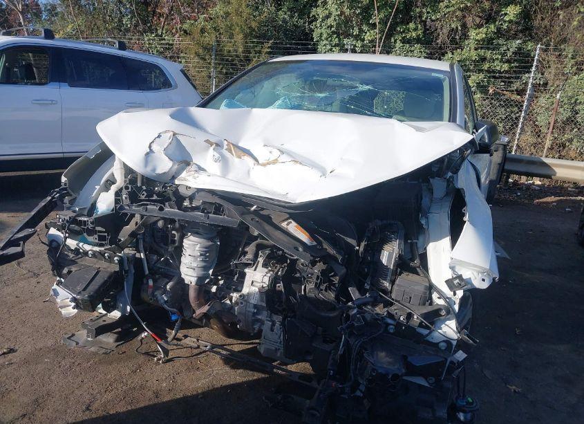 Photo 6 of 2019 Honda Cr-v LX (VIN 2HKRW5H31KH421118)