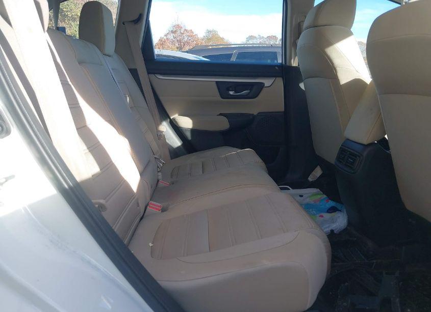 Photo 8 of 2019 Honda Cr-v LX (VIN 2HKRW5H31KH421118)