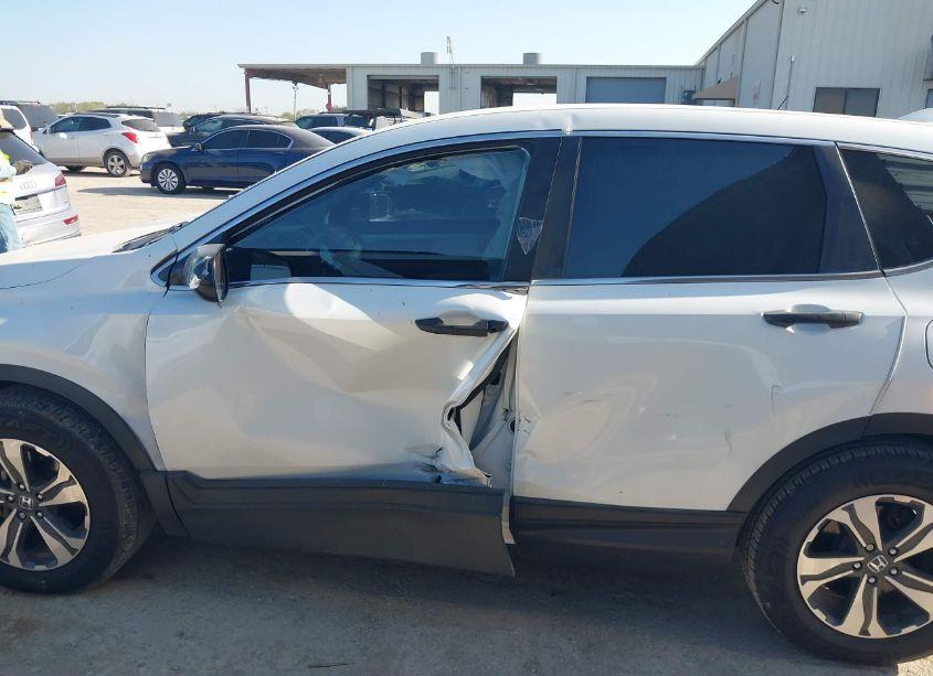 Photo 15 of 2019 Honda Cr-v LX (VIN 2HKRW5H32KH400925)