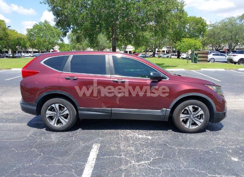 Photo 13 of 2019 Honda Cr-v LX (VIN 2HKRW5H32KH409284)