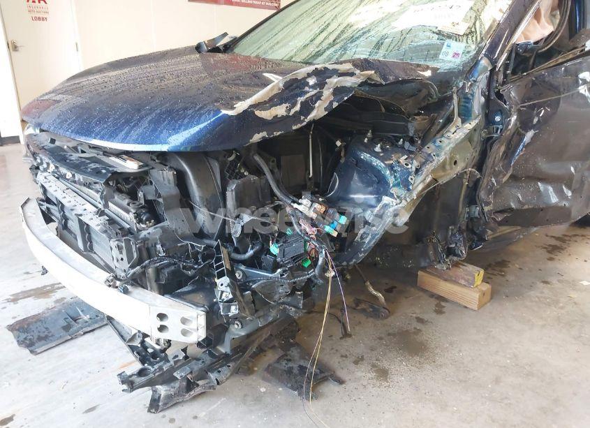 Photo 11 of 2018 Honda Cr-v LX (VIN 2HKRW5H33JH405002)