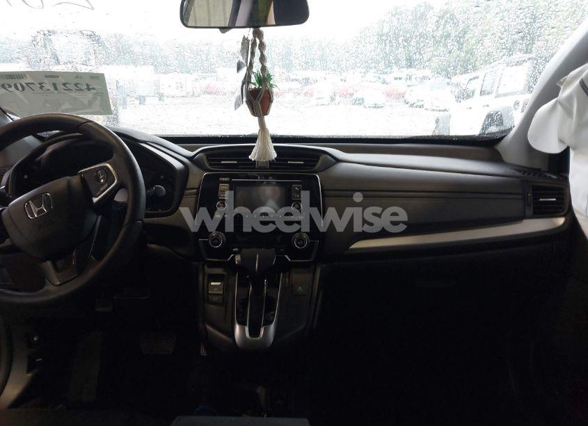 Photo 5 of 2019 Honda Cr-v LX (VIN 2HKRW5H33KH412873)