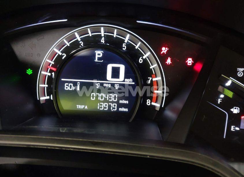 Photo 7 of 2019 Honda Cr-v LX (VIN 2HKRW5H33KH412873)