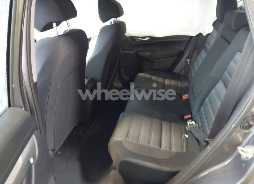Photo 8 of 2019 Honda Cr-v LX (VIN 2HKRW5H33KH412873)