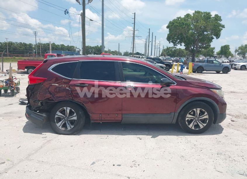 Photo 13 of 2018 Honda Cr-v LX (VIN 2HKRW5H34JH402805)