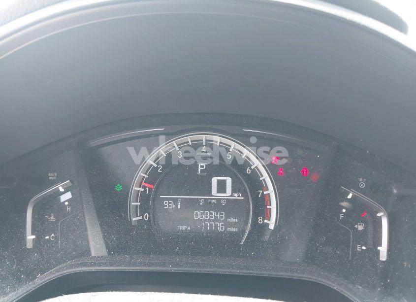 Photo 7 of 2018 Honda Cr-v LX (VIN 2HKRW5H34JH402805)