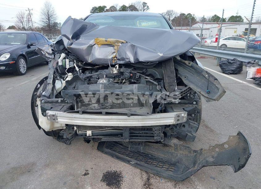 Photo 12 of 2018 Honda Cr-v LX (VIN 2HKRW5H34JH427073)