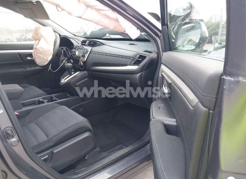 Photo 5 of 2018 Honda Cr-v LX (VIN 2HKRW5H34JH427073)