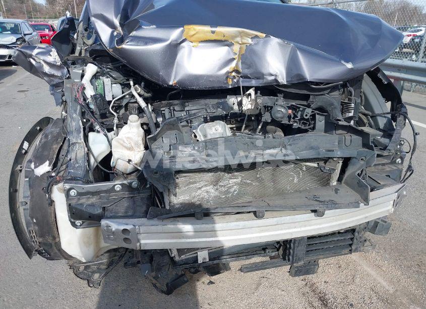 Photo 6 of 2018 Honda Cr-v LX (VIN 2HKRW5H34JH427073)