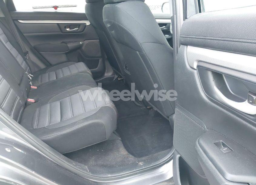 Photo 8 of 2018 Honda Cr-v LX (VIN 2HKRW5H34JH427073)