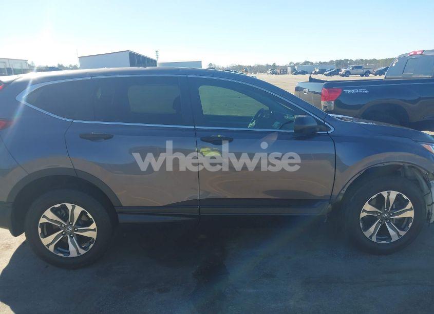 Photo 13 of 2019 Honda Cr-v LX (VIN 2HKRW5H34KH408699)