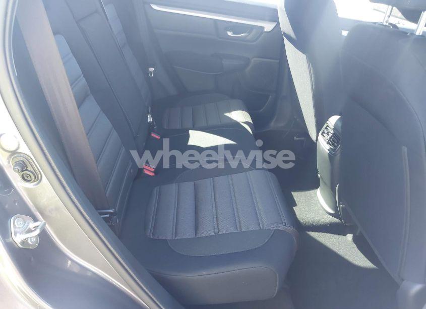 Photo 8 of 2019 Honda Cr-v LX (VIN 2HKRW5H34KH408699)