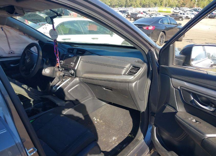 Photo 5 of 2018 Honda Cr-v LX (VIN 2HKRW5H35JH404529)