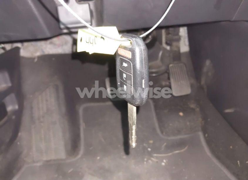 Photo 11 of 2018 Honda Cr-v LX (VIN 2HKRW5H35JH408564)