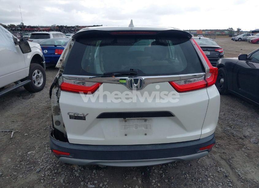 Photo 16 of 2018 Honda Cr-v LX (VIN 2HKRW5H35JH408564)