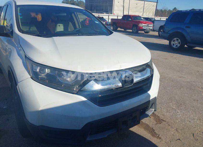 Photo 12 of 2018 Honda Cr-v LX (VIN 2HKRW5H35JH422013)