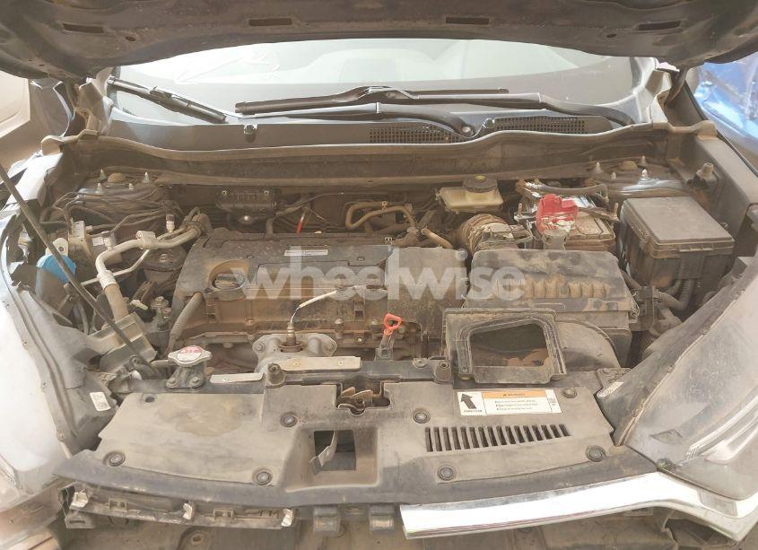 Photo 10 of 2019 Honda Cr-v LX (VIN 2HKRW5H35KH416522)