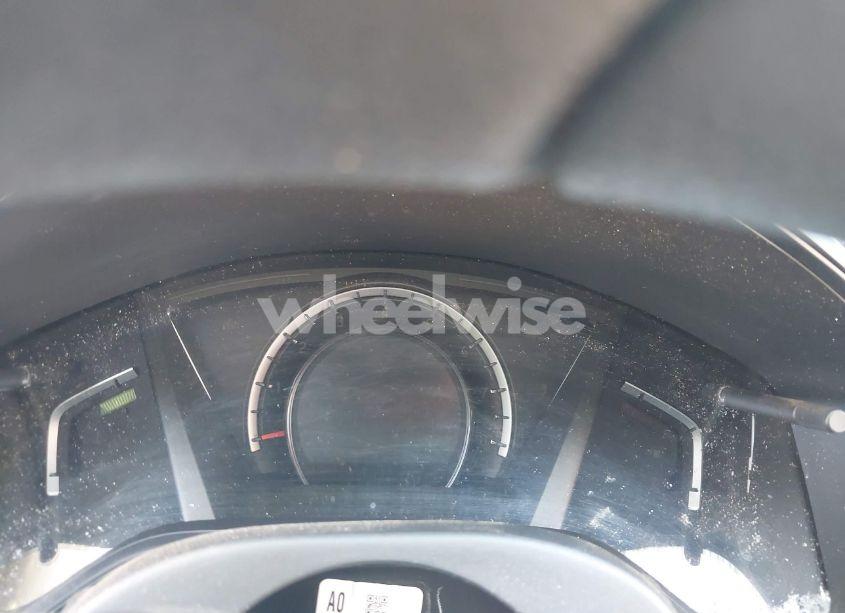 Photo 14 of 2018 Honda Cr-v LX (VIN 2HKRW5H36JH400957)