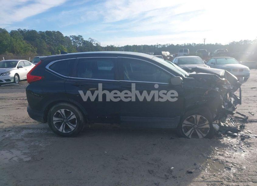 Photo 13 of 2018 Honda Cr-v LX (VIN 2HKRW5H36JH415300)