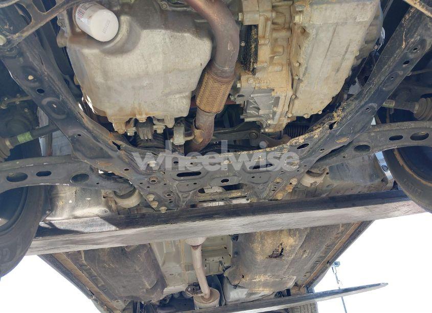 Photo 6 of 2018 Honda Cr-v LX (VIN 2HKRW5H37JH409599)