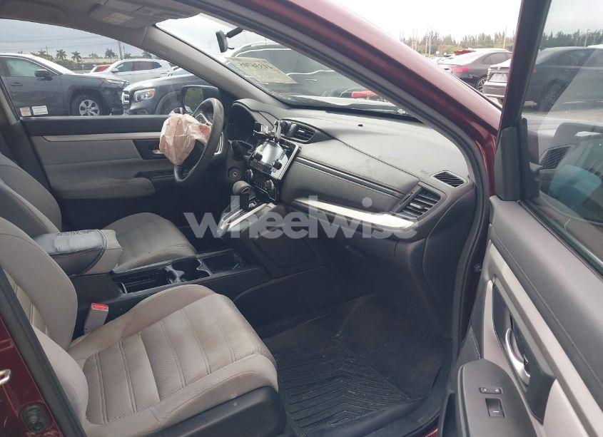 Photo 5 of 2018 Honda Cr-v LX (VIN 2HKRW5H37JH410848)