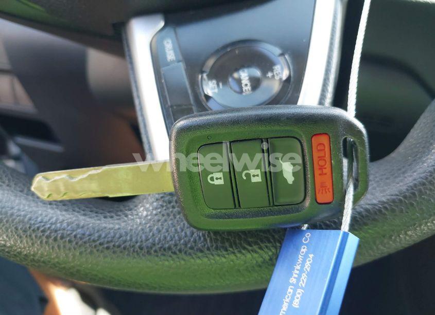 Photo 11 of 2019 Honda Cr-v LX (VIN 2HKRW5H37KH415825)