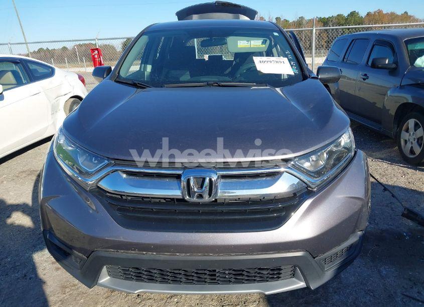 Photo 11 of 2018 Honda Cr-v LX (VIN 2HKRW5H38JH423947)