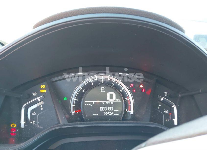 Photo 7 of 2018 Honda Cr-v LX (VIN 2HKRW5H38JH423947)