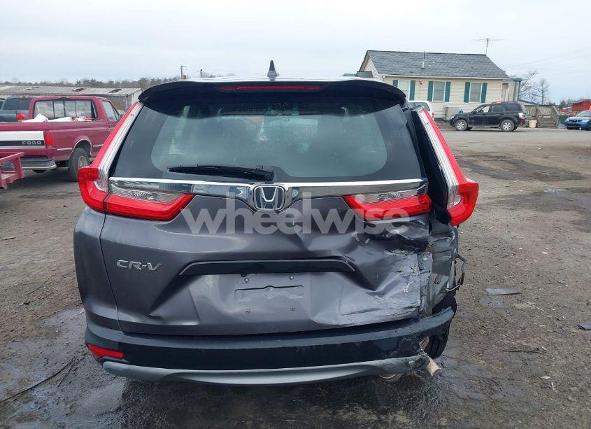 Photo 16 of 2018 Honda Cr-v LX (VIN 2HKRW5H39JH401360)