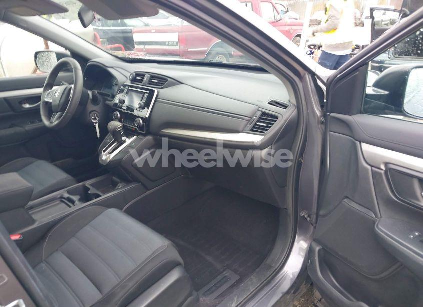 Photo 5 of 2018 Honda Cr-v LX (VIN 2HKRW5H39JH401360)