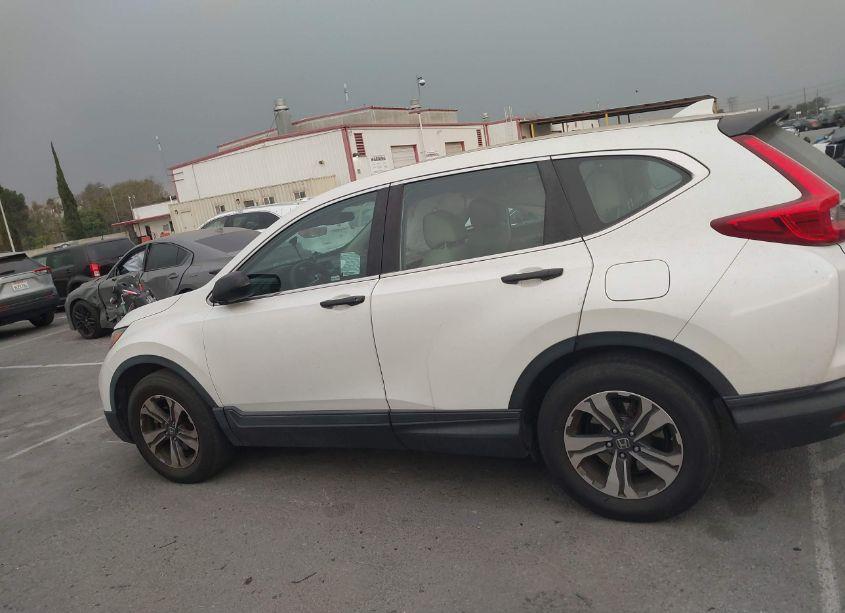 Photo 14 of 2018 Honda Cr-v LX (VIN 2HKRW5H39JH408101)