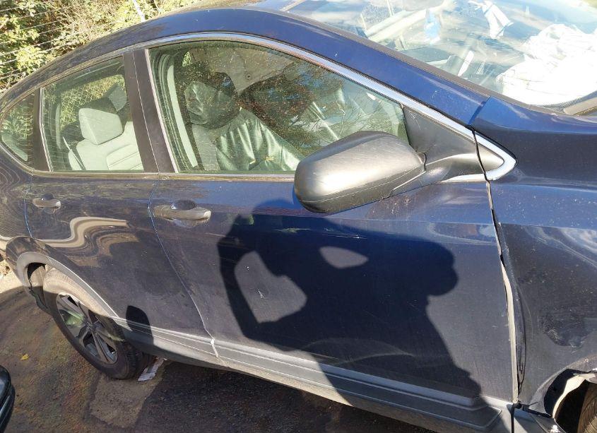 Photo 14 of 2018 Honda Cr-v LX (VIN 2HKRW5H39JH415131)