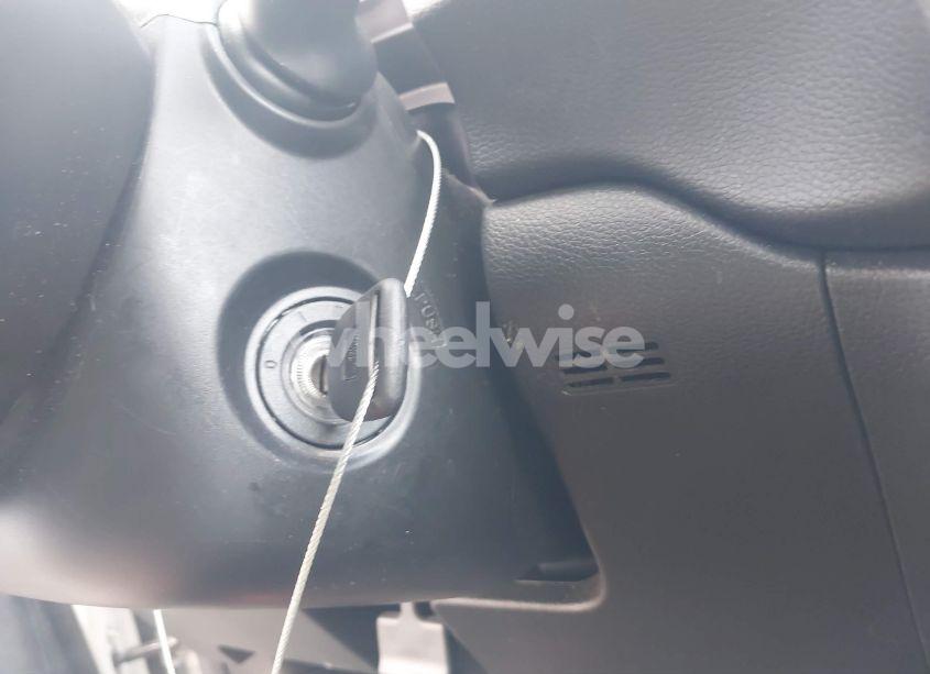 Photo 11 of 2019 Honda Cr-v LX (VIN 2HKRW5H39KH414207)