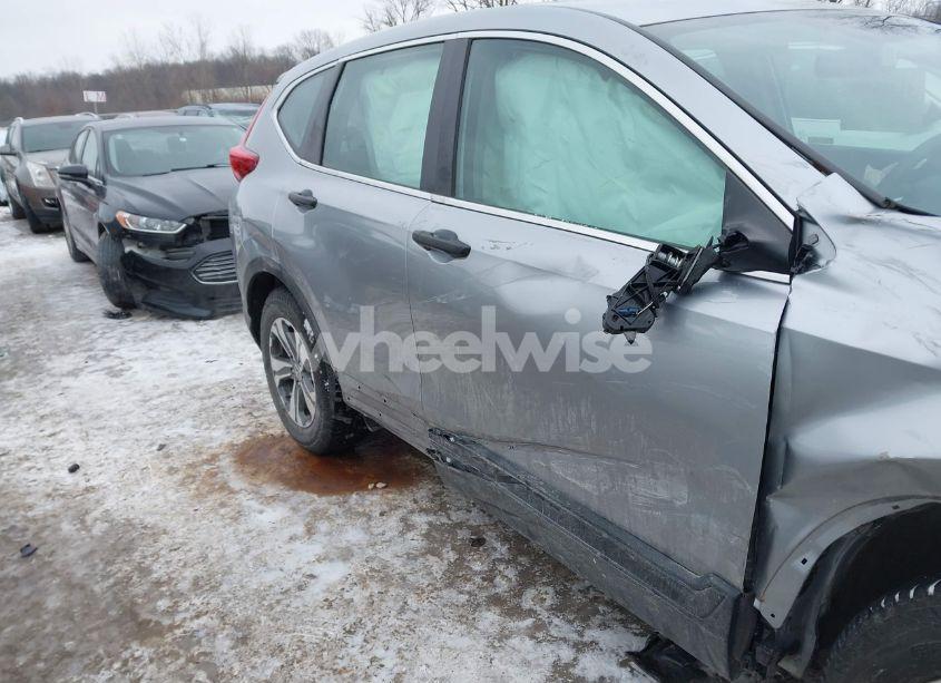 Photo 19 of 2019 Honda Cr-v LX (VIN 2HKRW5H39KH414515)