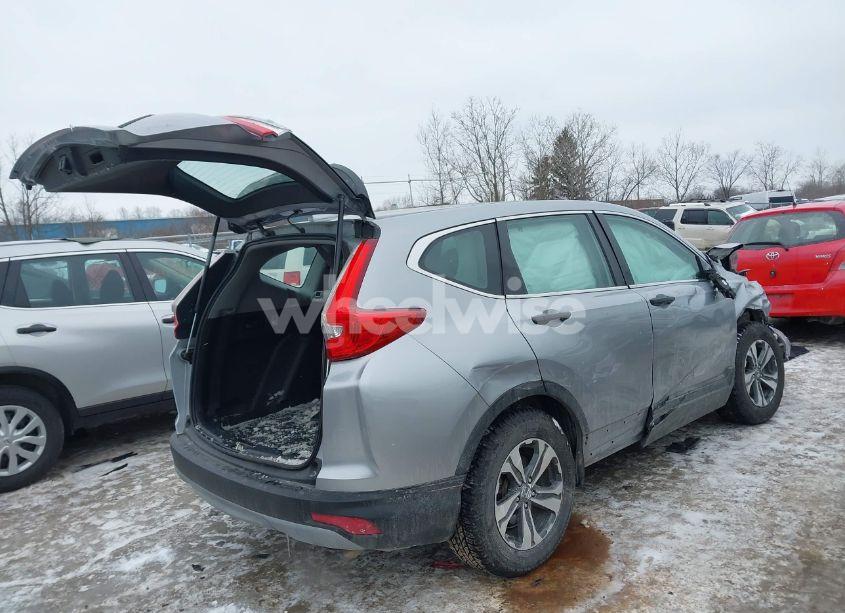 Photo 4 of 2019 Honda Cr-v LX (VIN 2HKRW5H39KH414515)