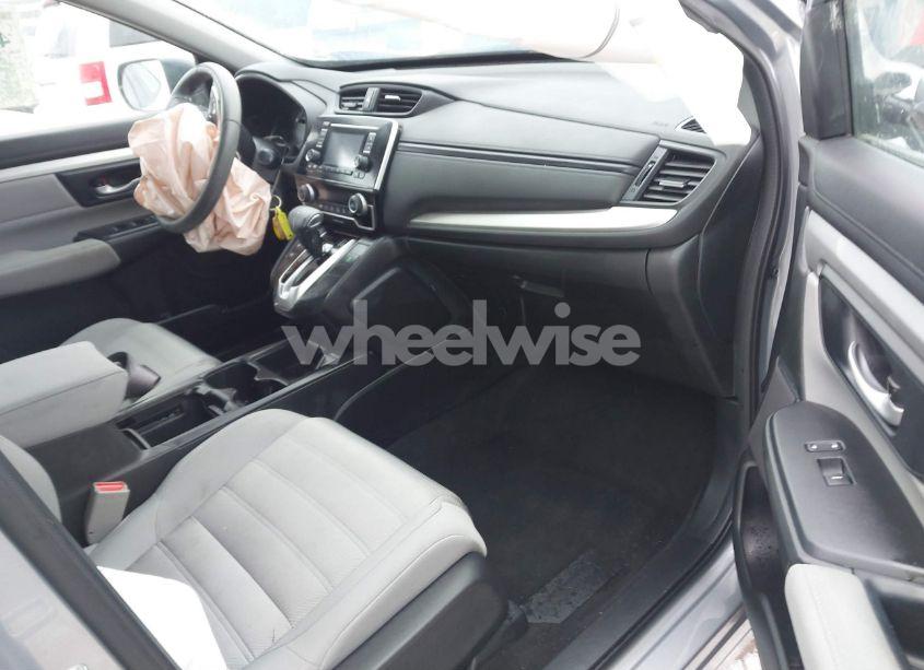 Photo 5 of 2019 Honda Cr-v LX (VIN 2HKRW5H39KH414515)