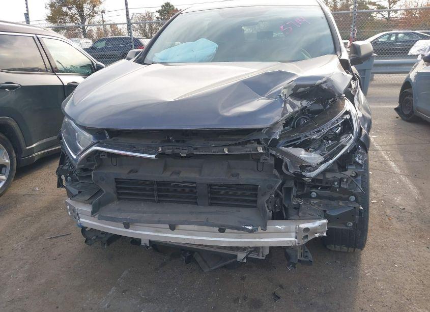 Photo 6 of 2019 Honda Cr-v LX (VIN 2HKRW5H39KH415714)