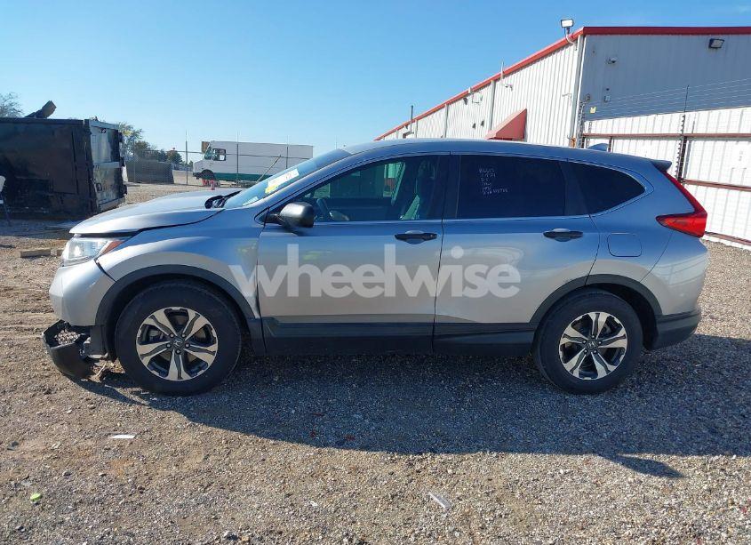 Photo 15 of 2019 Honda Cr-v LX (VIN 2HKRW5H39KH418788)