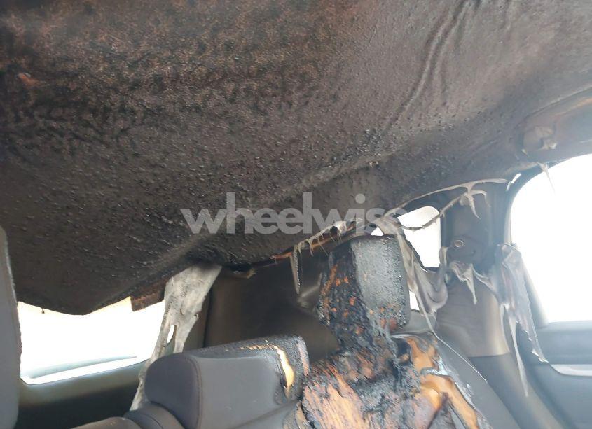 Photo 12 of 2018 Honda Cr-v LX (VIN 2HKRW5H3XJH419110)