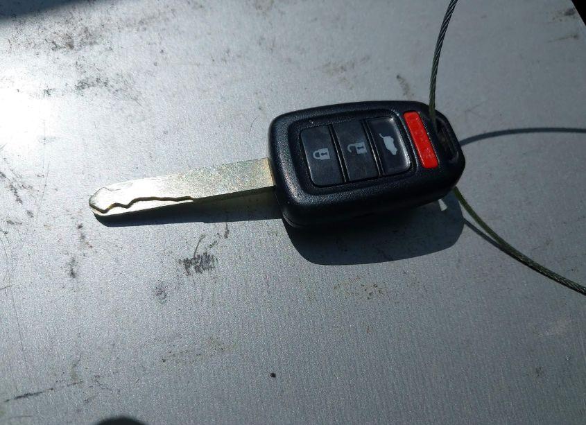 Photo 11 of 2019 Honda Cr-v LX (VIN 2HKRW5H3XKH413423)