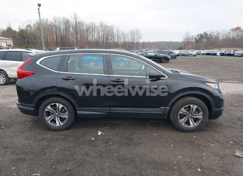 Photo 13 of 2018 Honda Cr-v LX (VIN 2HKRW6H30JH224753)
