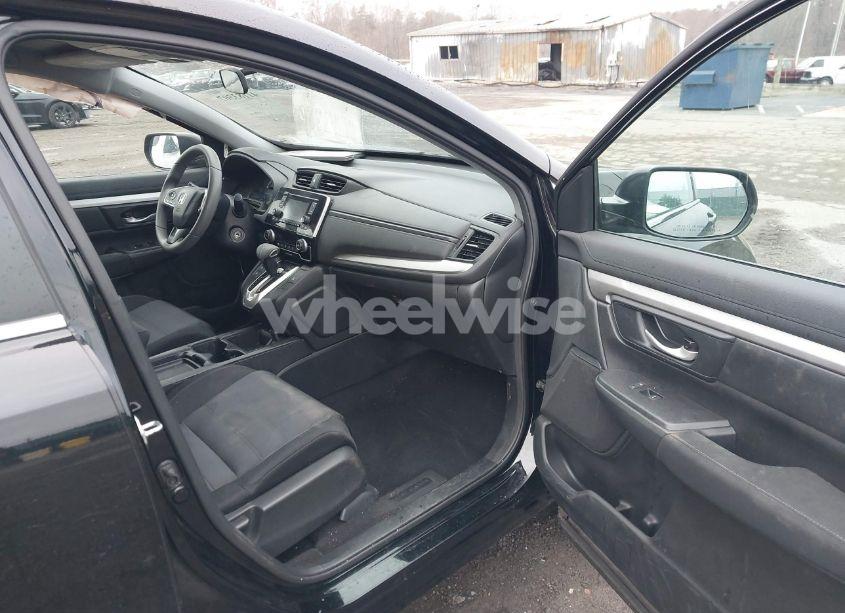 Photo 5 of 2018 Honda Cr-v LX (VIN 2HKRW6H30JH224753)