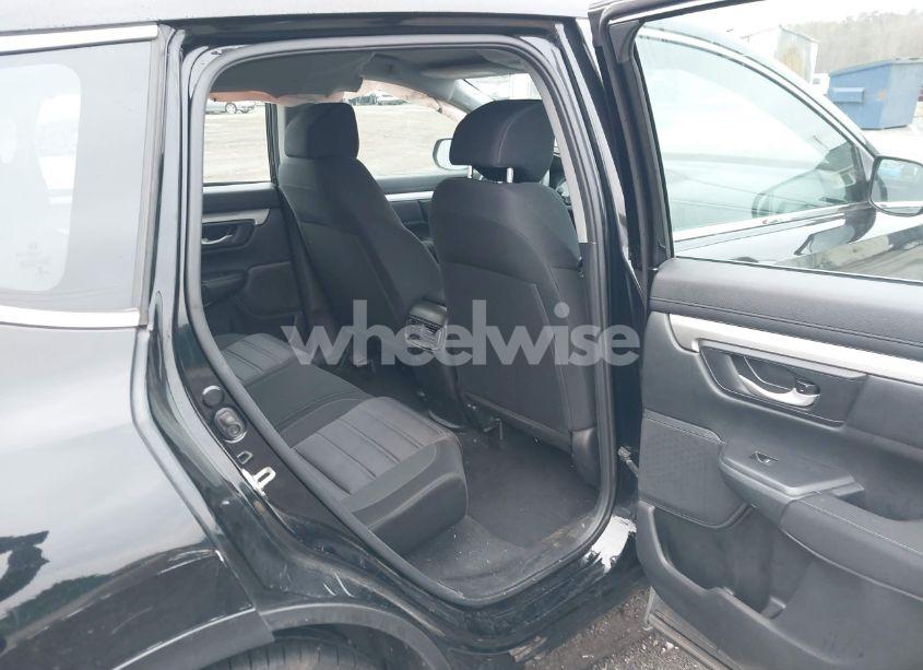 Photo 8 of 2018 Honda Cr-v LX (VIN 2HKRW6H30JH224753)