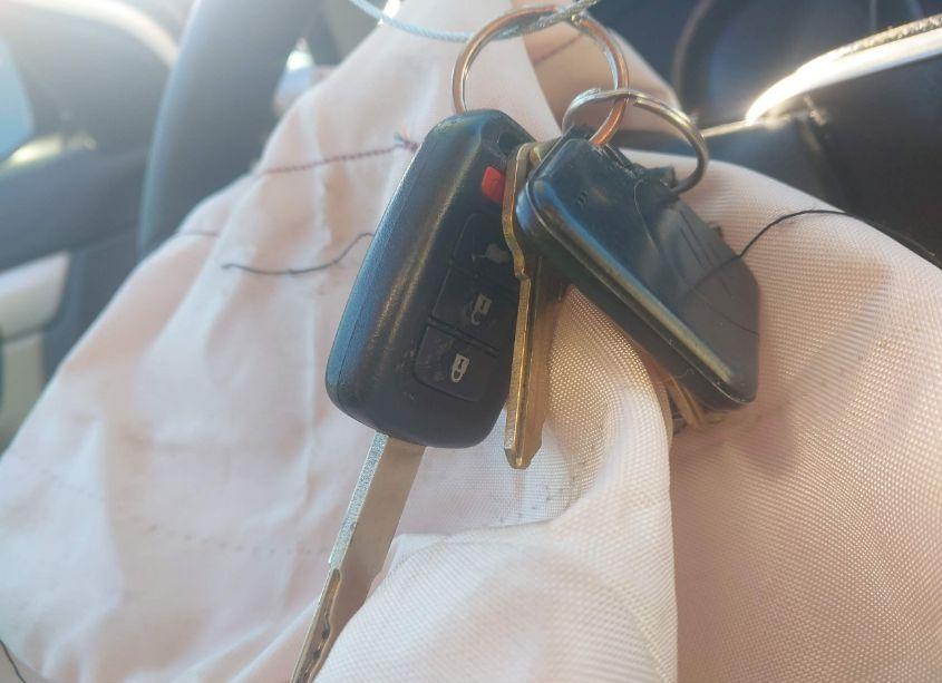 Photo 11 of 2018 Honda Cr-v LX (VIN 2HKRW6H30JH231623)