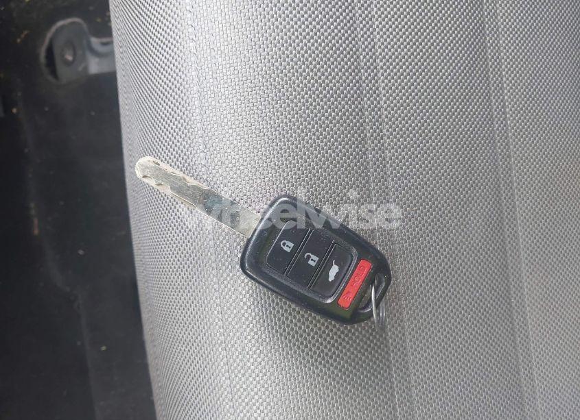 Photo 11 of 2019 Honda Cr-v LX (VIN 2HKRW6H30KH214211)