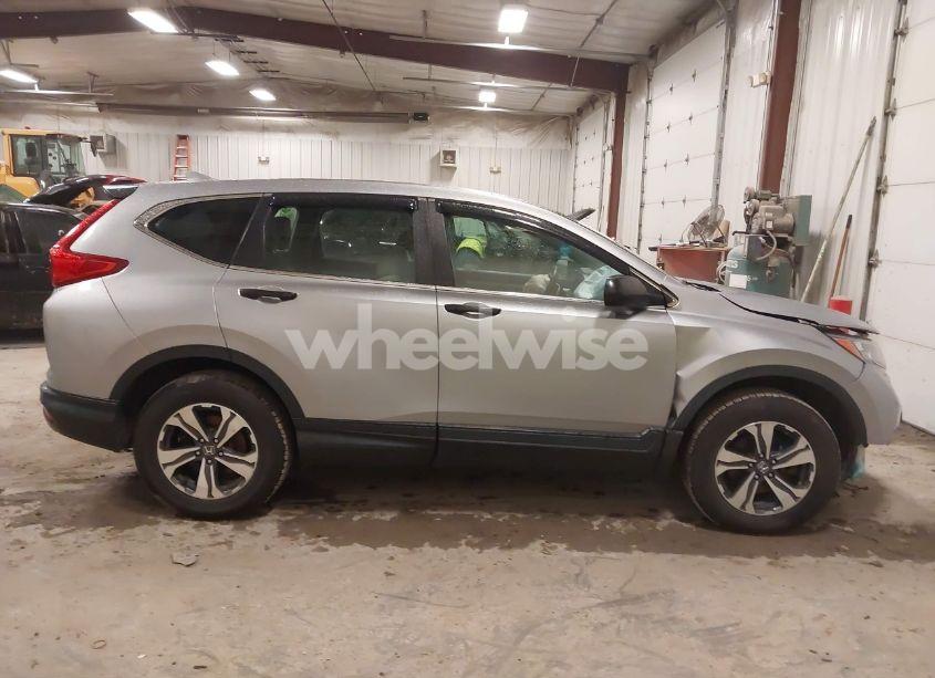 Photo 13 of 2019 Honda Cr-v LX (VIN 2HKRW6H30KH222860)