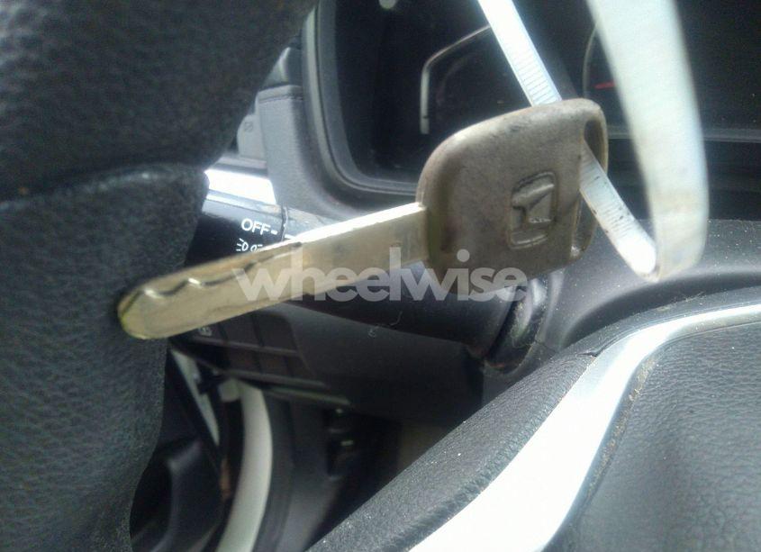 Photo 11 of 2017 Honda Cr-v LX (VIN 2HKRW6H31HH215456)