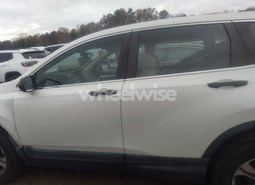 Photo 14 of 2017 Honda Cr-v LX (VIN 2HKRW6H31HH215456)