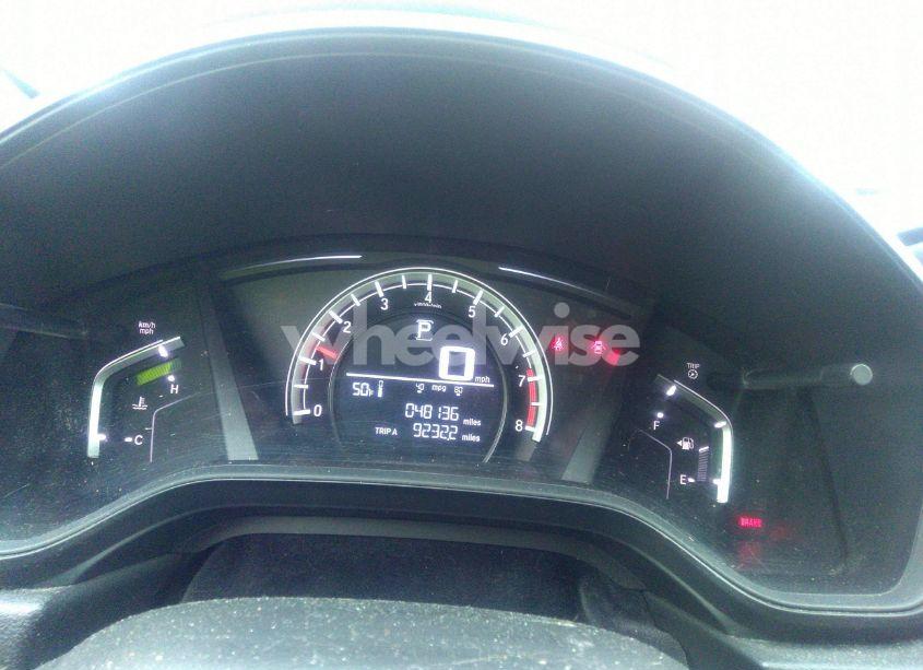 Photo 7 of 2017 Honda Cr-v LX (VIN 2HKRW6H31HH215456)