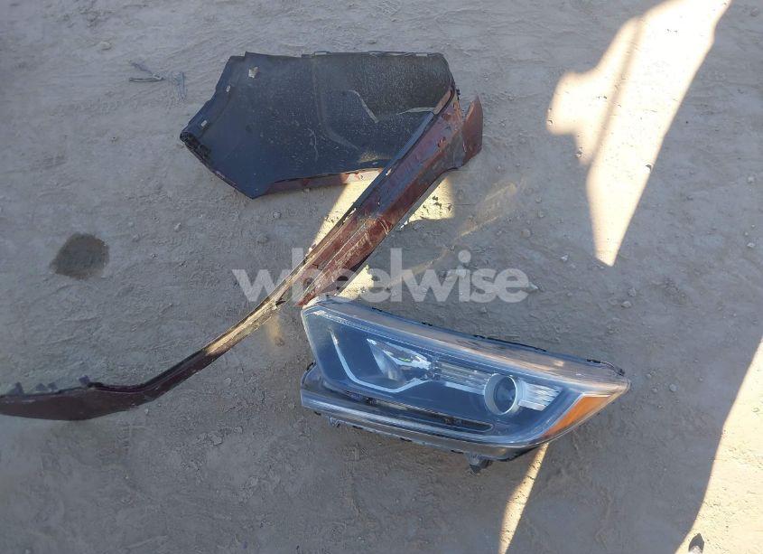 Photo 12 of 2019 Honda Cr-v LX (VIN 2HKRW6H31KH206022)